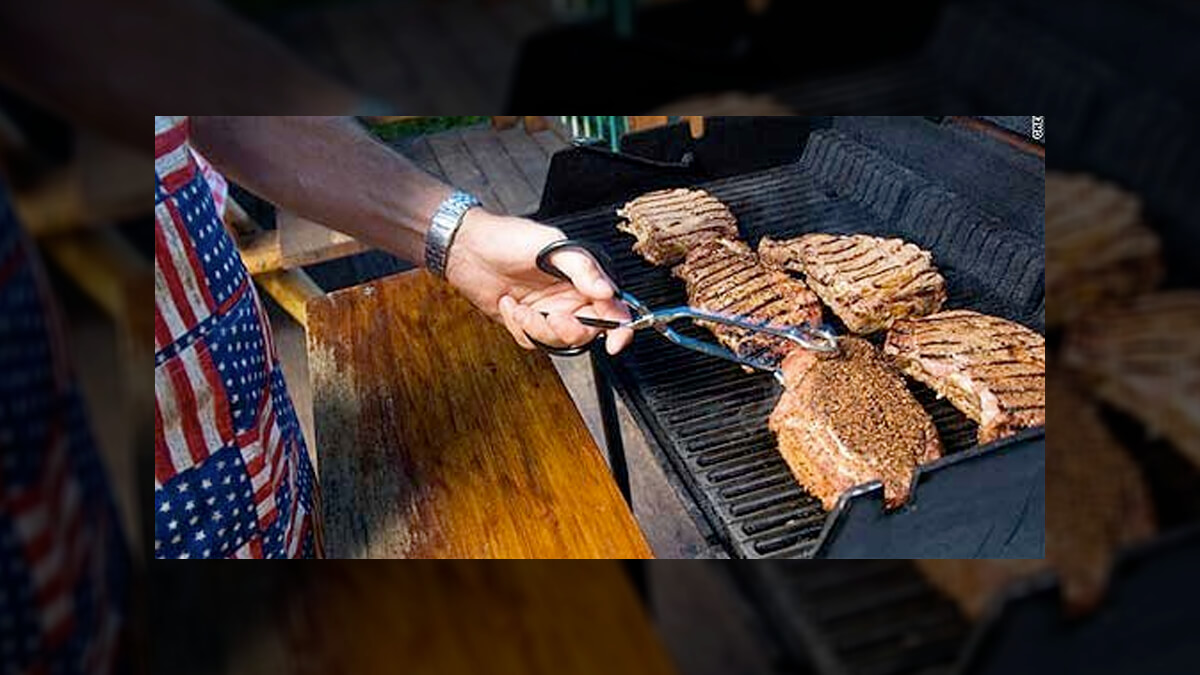 Treat dad to a great steak at LongHorn Steakhouse this Father's Day 