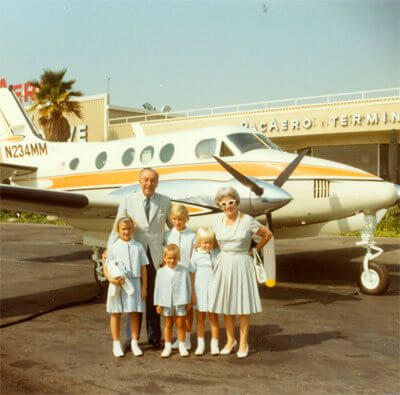 Walt and Lillian traveling with Tamara, Walter, Joanna and Christopher Photo courtesy of the Walt Disney Family Foundation