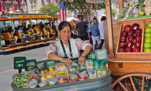 Disney offers healthy fruit alternatives in it's theme parks